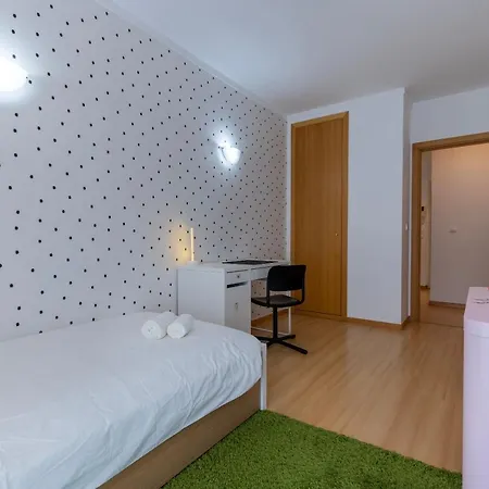 Charm 3bdr W/balcony By Lovelystay Apartament *