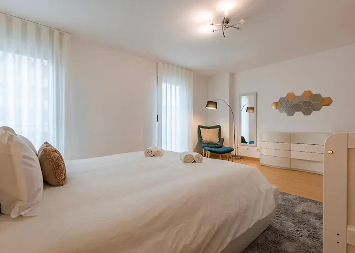 Charm 3bdr W/balcony By Lovelystay Apartamento Lisboa