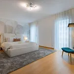 Charm 3bdr W/balcony By Lovelystay Lisboa