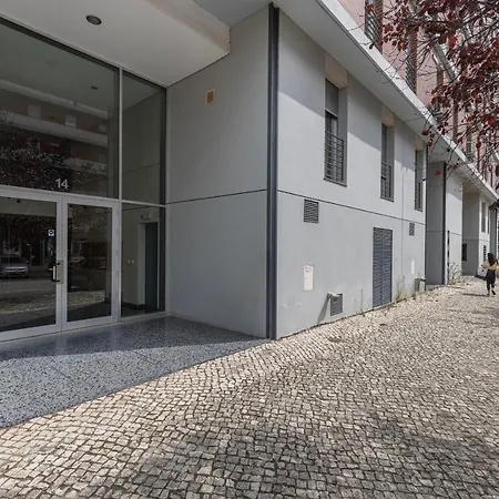 Charm 3bdr W/balcony By Lovelystay Apartamento